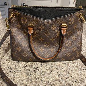 Louis Vuitton Monogram Pallas BB Noir